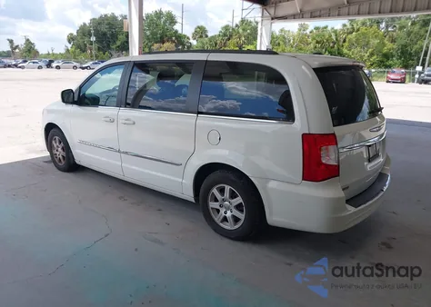 2013 Chrysler Town & Country Touring from USA, damaged, VIN 2C4RC1BG3DR658812
